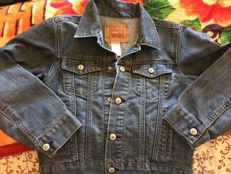 LEVIS jean jacket size 7