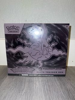 Pokémon Center Exclusive- Pitch Black Elite Trainer Box(new)