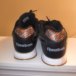 Reebok Sneakers