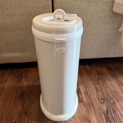 Ubbi Stainless Steel Diaper Pail, Odor Locking, No Special Bag