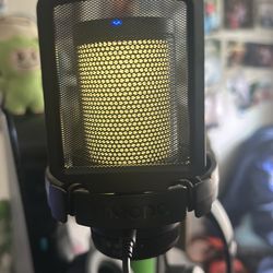 Studio Mic with headset works perfectly!