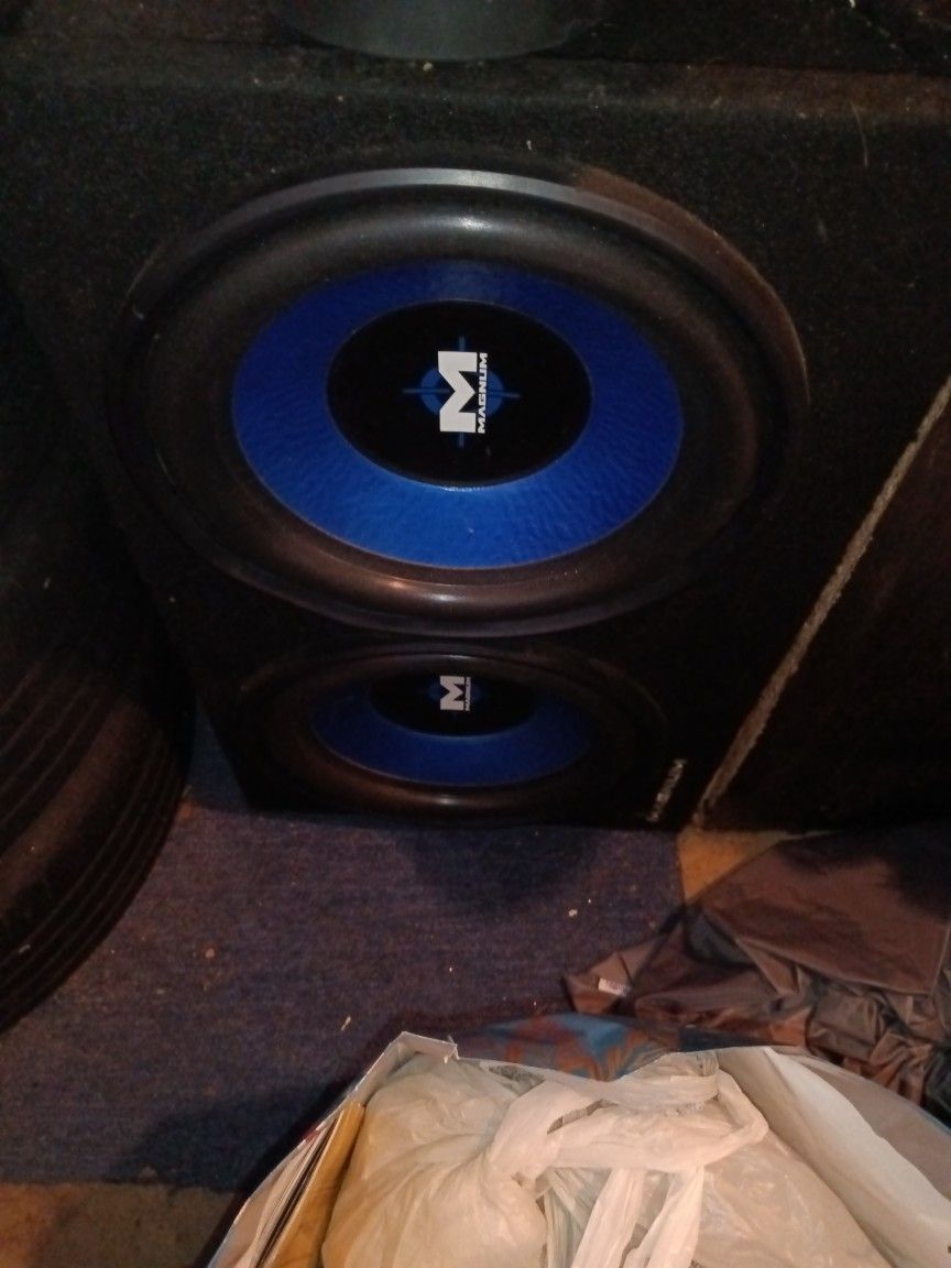 MTX Magnum 12s Sub Subwoofer Sub Box