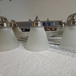 ✨Pair of 3-Light Vanity Fixtures – Brushed Nickel + Frosted Glass Shades
