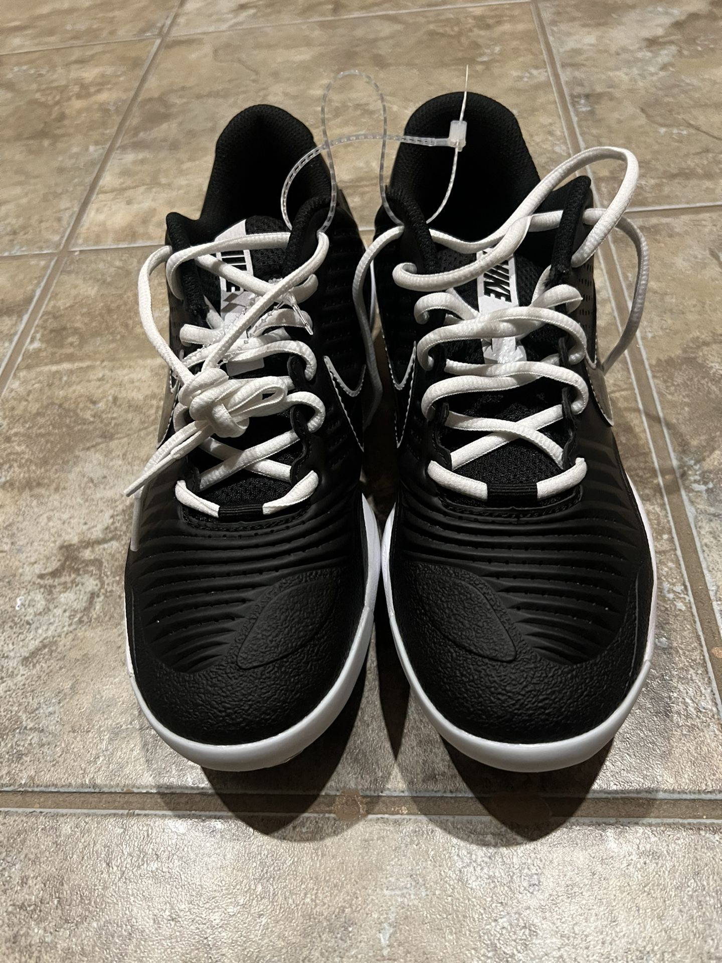 Nike Men's Alpha Huarache Varsity Low Metal Baseball Cleats (sz - Main Image