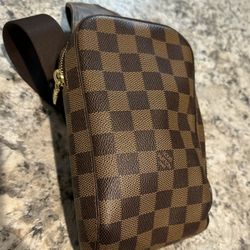 LV Crossbody 