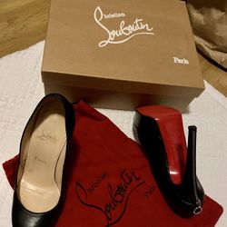 Christian Louboutin high heels zolland zipper size 7