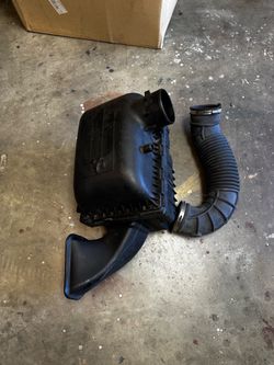 RAM 1500 Hemi Air Box