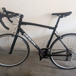 Road bike 53.5cm