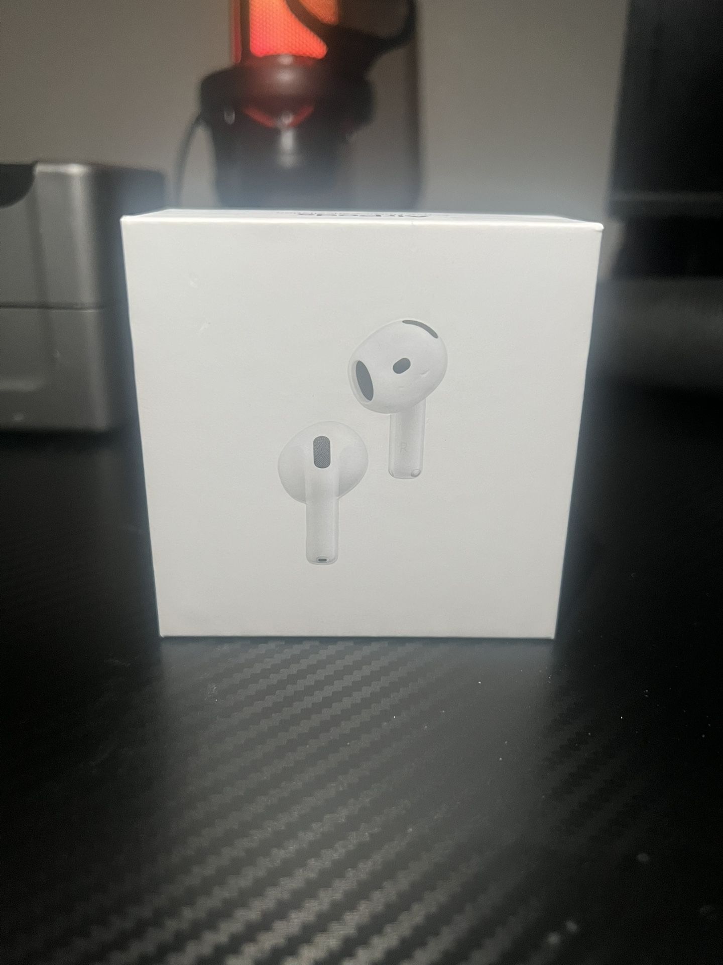AirPod 4