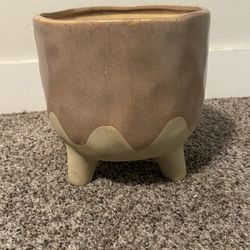 Planter Pot / Flower Pot 
