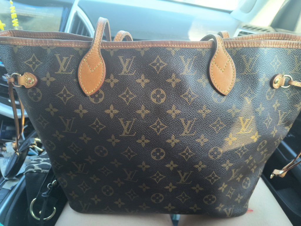 Louie Vuitton Purse for Sale in Plano, TX - OfferUp