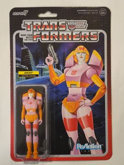 SUPER 7 REACTION FIGURES. THE TRANSFORMERS. ARCEE 3.75 " ACTION FIGURES.