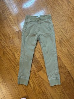 NEW Abercrombie kids joggers size 11/12