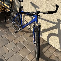 Vintage Nishiki Cascade 26 Inch Wheel Mountain Bike, Ram Horn Handlebars. 