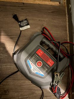 Battery charger/maintainer