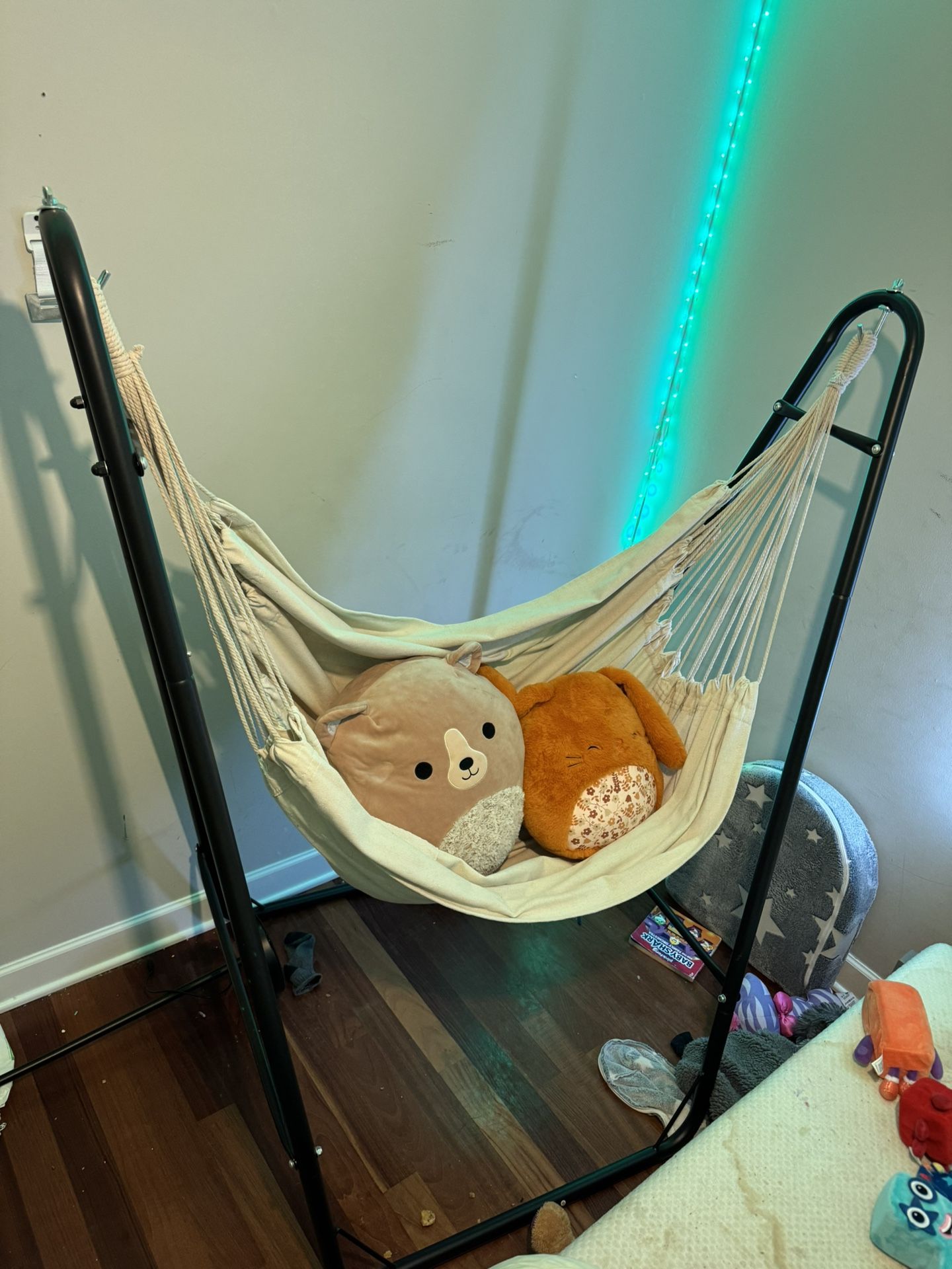 Kids Hammock Sturdy Metal Frame