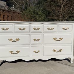 66”L REFINISHED white dove 🕊️French Provincial dresser+dovetail drawers $649 CAN DELIVER!