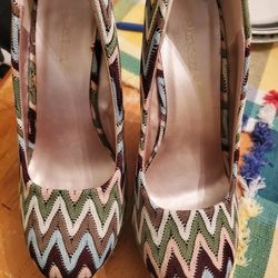 Shoedazzle Wedge Heels Size 9
