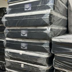 🚨Huge Mattress Sale 🤩 Twin Set $150 Full $180 Queen $190 King $280 Same Day Delivery 🚚 