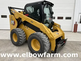 Great Condition2021 Caterpillar 272D3 Wheel Skid Steer