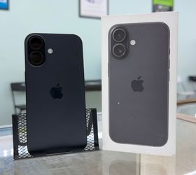 iPhone 16 unlocked