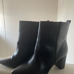 Blacks Boots Size 11