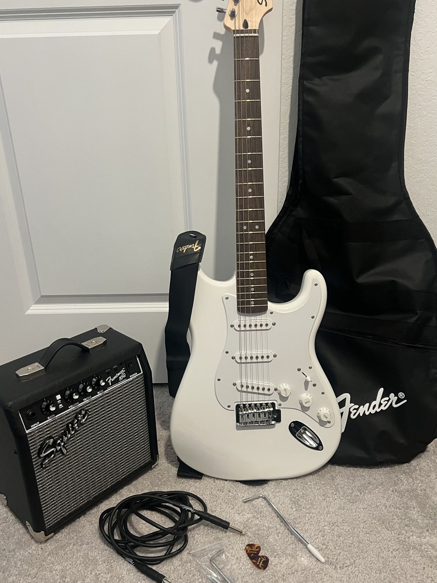 Fender Squier Stratocaster Electric Guitar-White