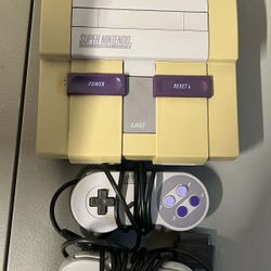 Nintendo Entertainment System With 2 Controllers