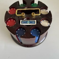 Rotating Wooden Poker Set w/ Chips