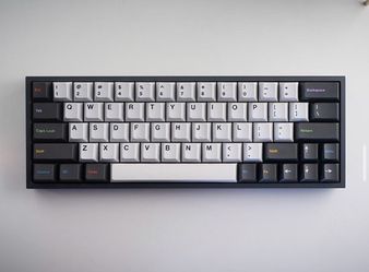 60% Mechanical Gaming Keyboard – Clean & Works Great