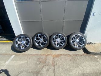 Dodge 22- Inch Wheels & Tires - Great Condition Lots of Tread