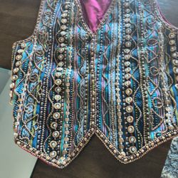 Vest (Woman's Beaded Type) Medium Size