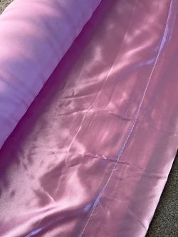 8 Satin pink drapes, 13ft x 5!!!