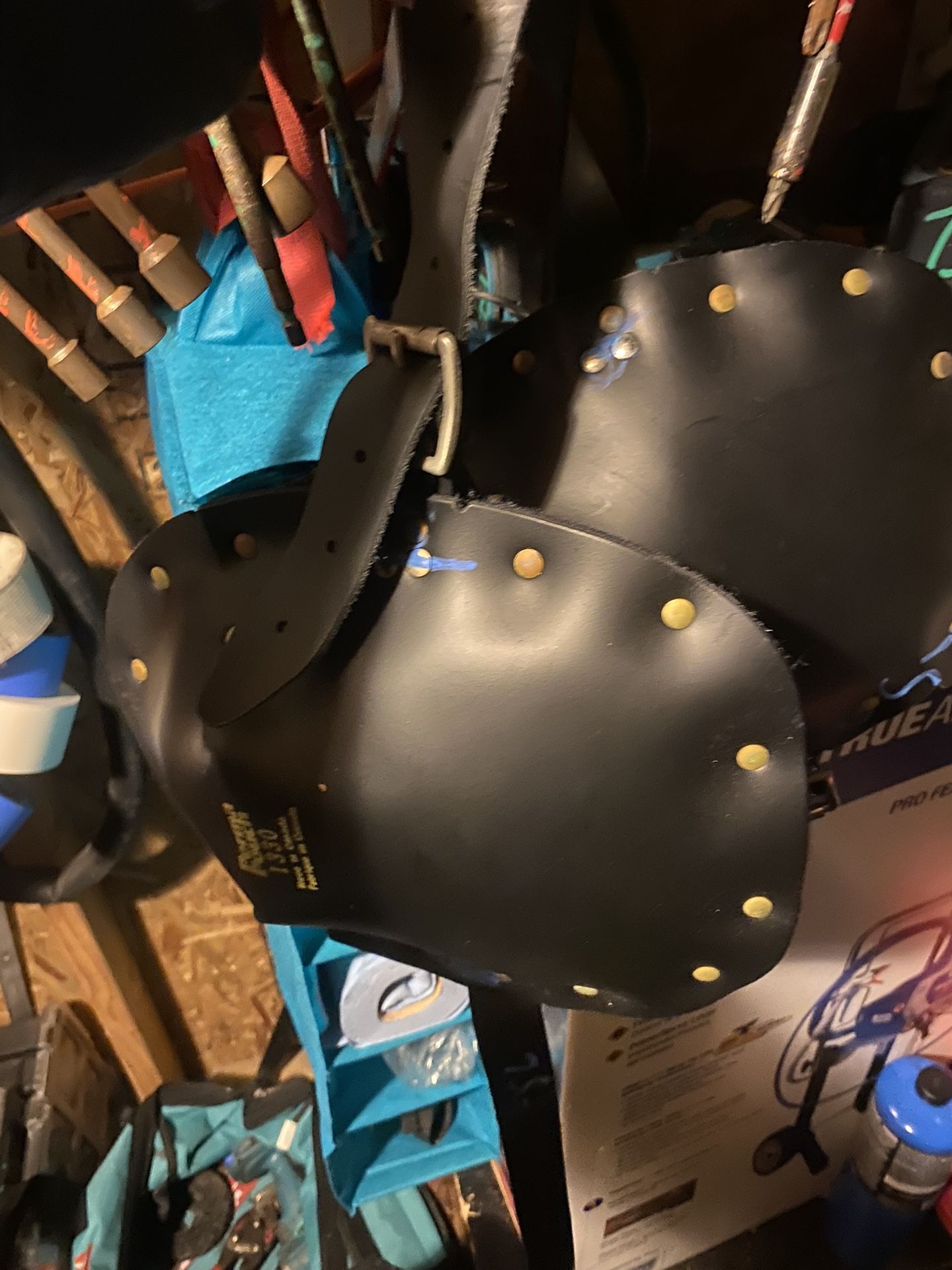 Knepads For Roofing’s