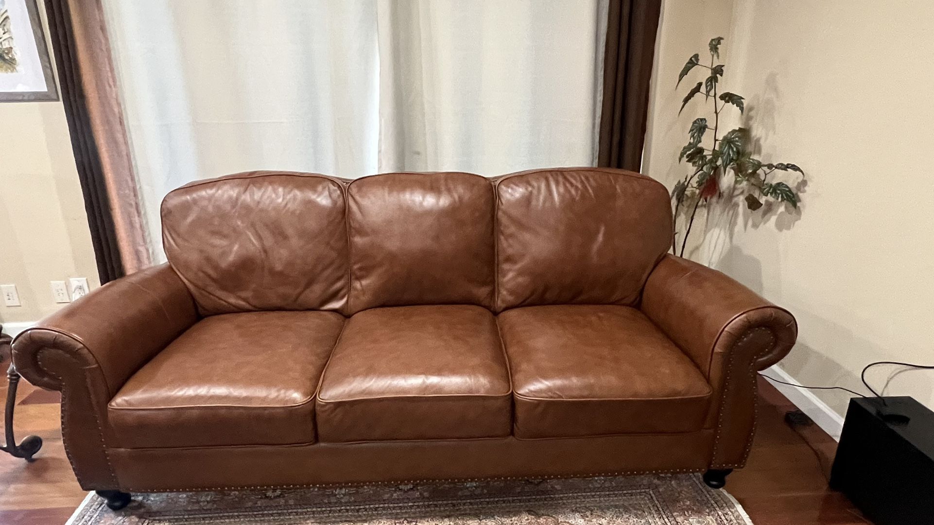 Leather Sofa Set