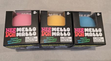 Needoh Mello Mallo Color Changing in the Sun Squishy Sensory Toy