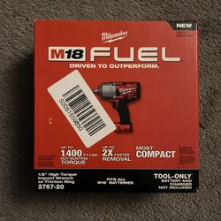 Milwaukee Fuel 1/2 High Torque Impact Wrench (1,400 Ft Lbs)