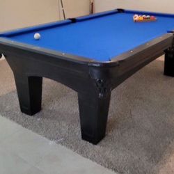 Pool Table 8ft ( Free Delivery & Set Up & New Color Felt Of Your Choice