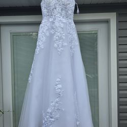 NEW! Beautiful Summer Wedding Dress 