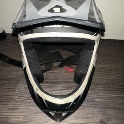 Six six one helmet unisex size medium