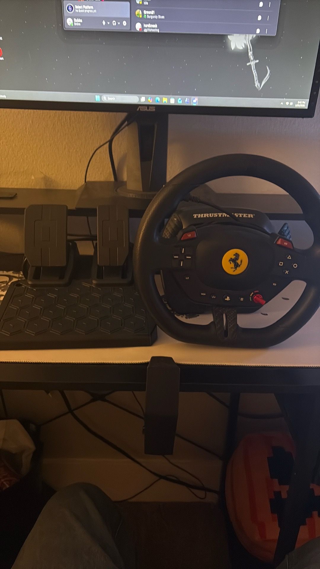 Steering wheel for console