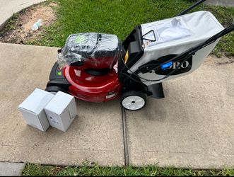 Toro Self Propelled Lawn Mower 60V Battery Powered Brand New 