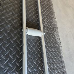 Aluminum Crutches for Adults and Children – Pair of Lightweight, Height Adjustable Crutches