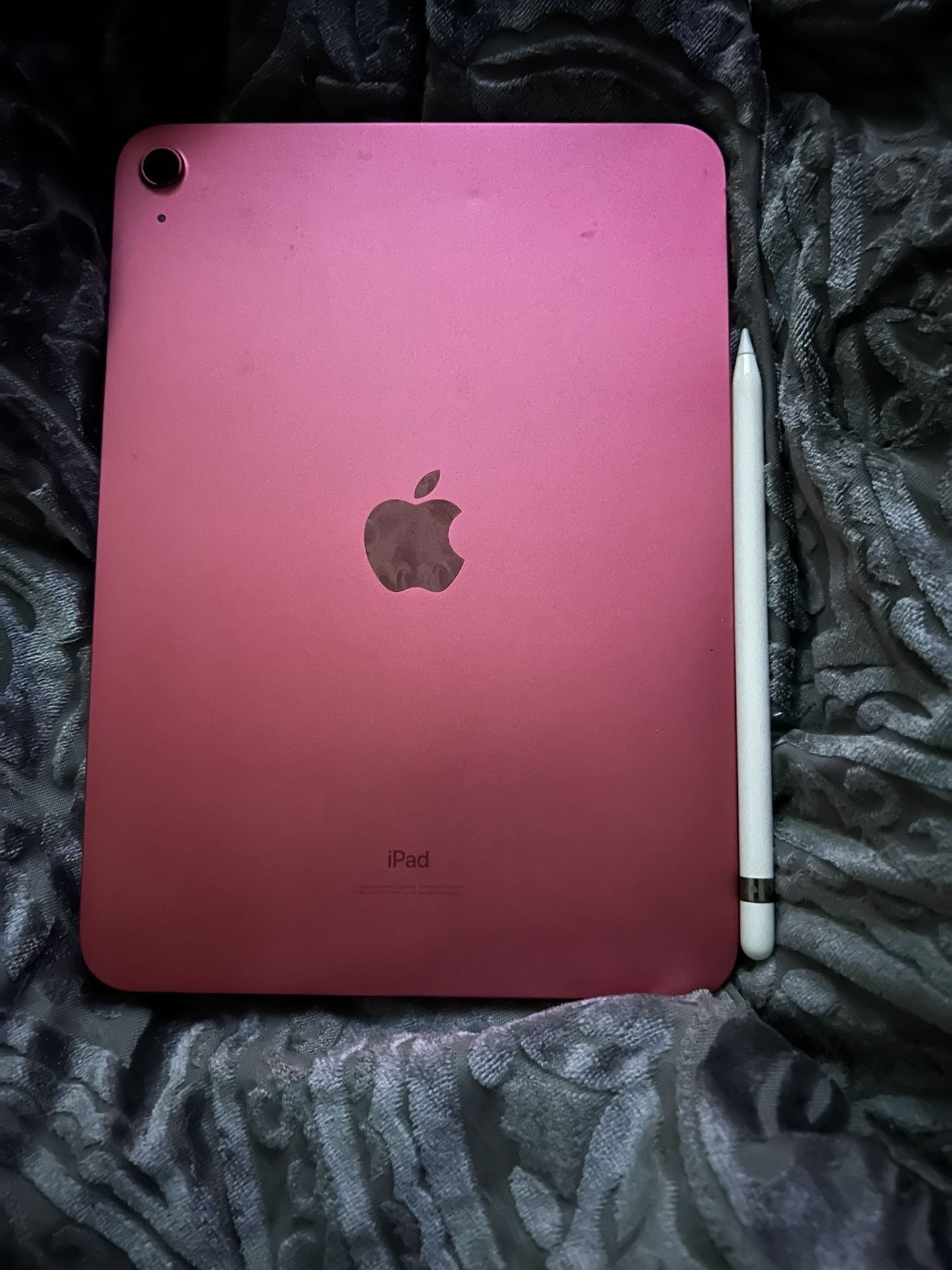 Pink Ipad ( 10th Generation ) With Pencil