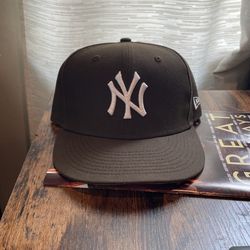 Brown Yankees Fitted Hat