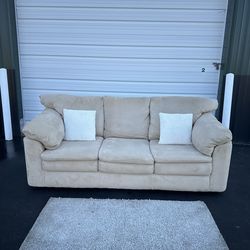 Comfy Sofa Free Delivery
