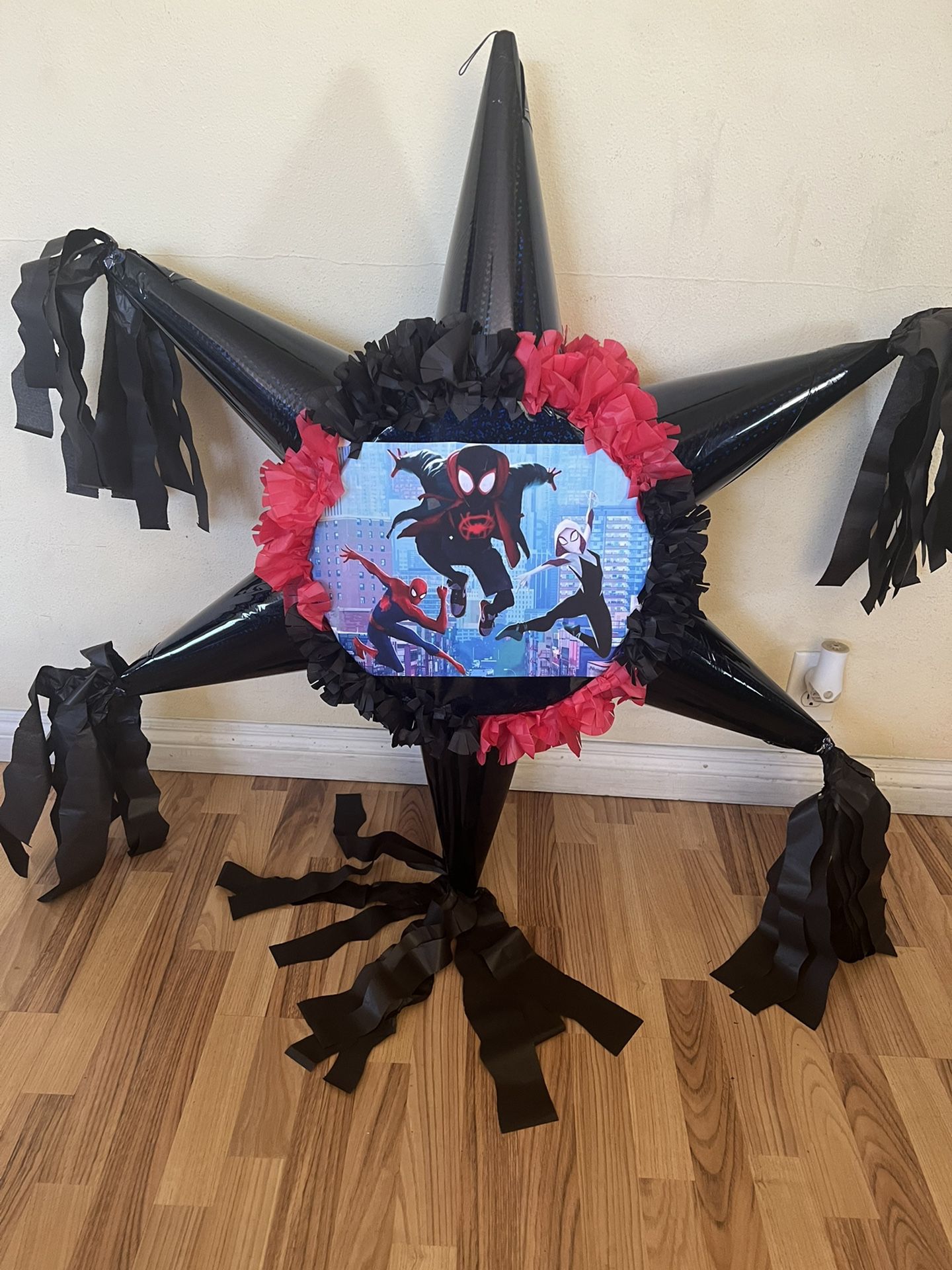 Piñata Spiderman for Sale in Phoenix, AZ - OfferUp