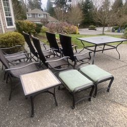 Large Outdoor Patio Furniture Set – Chairs, Table, Ottomans (Great Condition)