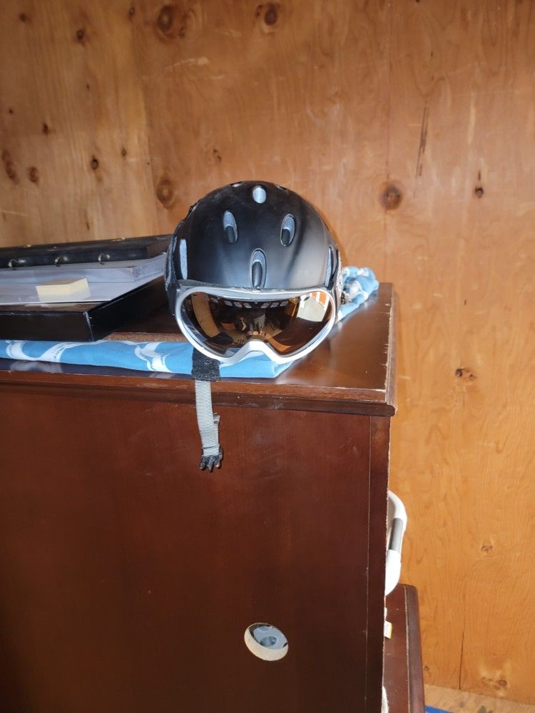 Snowboarding Helmet And Goggles