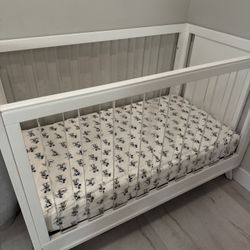 White Toddler Bed Crib With Naturepedic Organic Mattress 